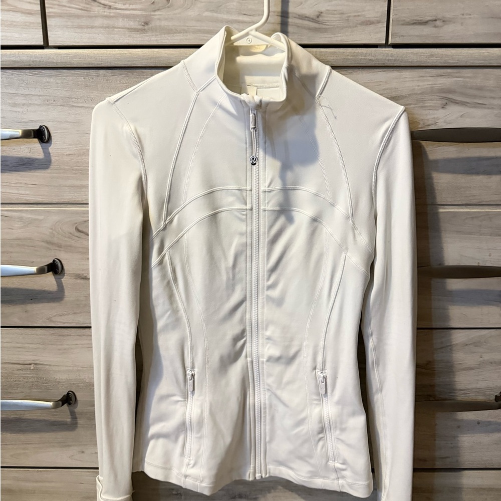 New Lululemon Women’s White Full-Zip Jacket